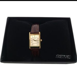 Seiko Womens Essential watch